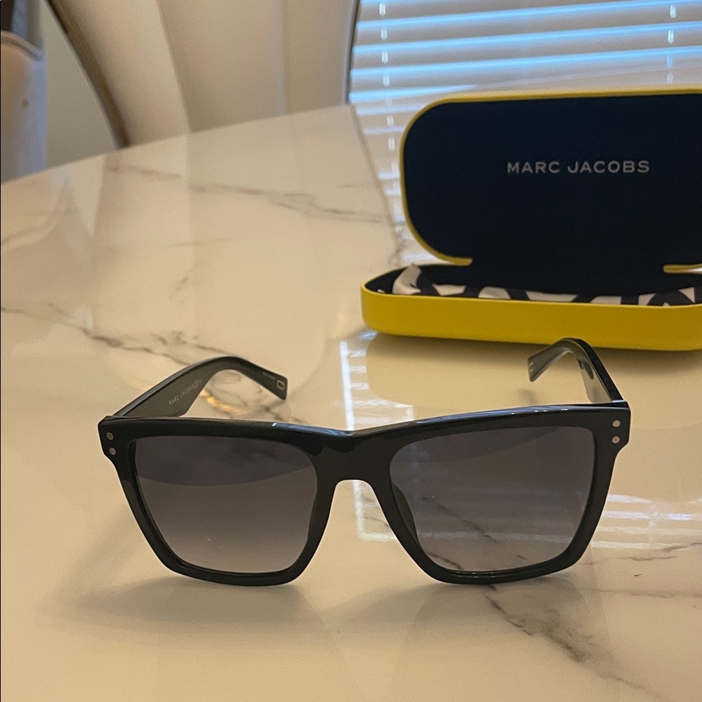 Marc Jacobs Black Sunglasses with Bright Yellow Case
